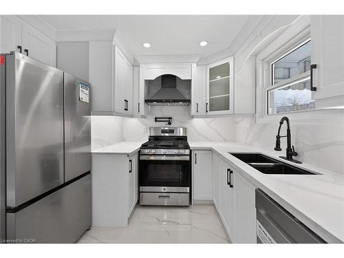 84 Blanmora Drive, Hamilton, ON - Indoor Photo Showing Kitchen With Double Sink With Upgraded Kitchen