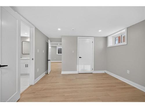 84 Blanmora Drive, Hamilton, ON - Indoor Photo Showing Other Room