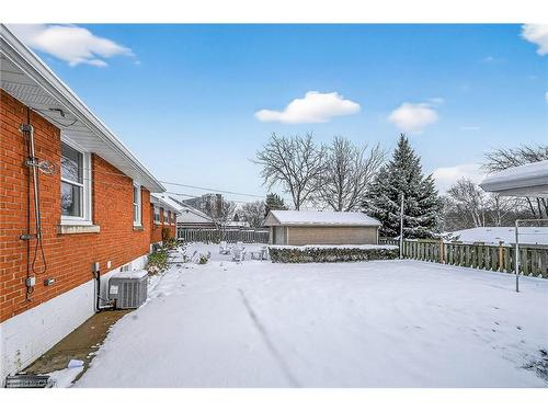 84 Blanmora Drive, Hamilton, ON - Outdoor