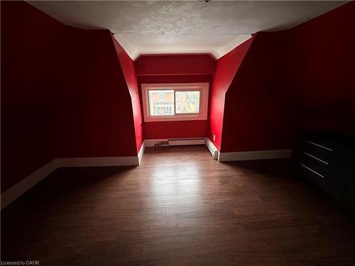 77 Ottawa Street S, Hamilton, ON - Indoor Photo Showing Other Room