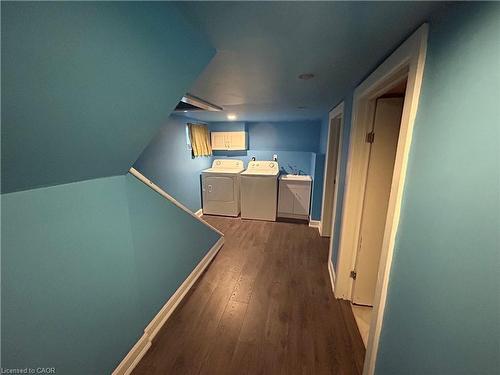 77 Ottawa Street S, Hamilton, ON - Indoor Photo Showing Other Room