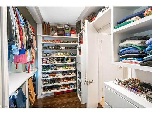 102-26 Wellington Street, St. Catharines, ON - Indoor With Storage