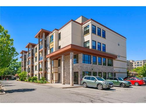 102-26 Wellington Street, St. Catharines, ON - Outdoor With Facade
