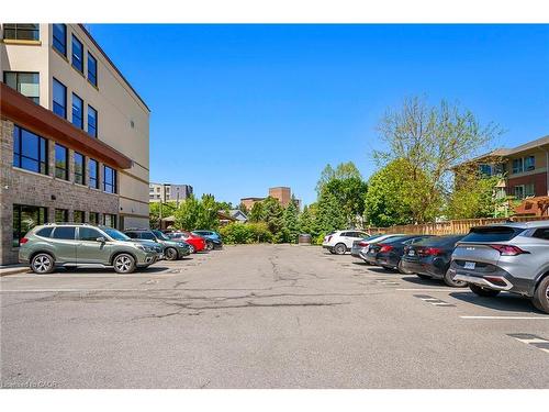 102-26 Wellington Street, St. Catharines, ON - Outdoor