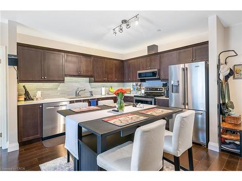 102-26 Wellington Street, St. Catharines, ON - Indoor Photo Showing Kitchen With Stainless Steel Kitchen