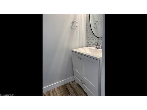 2-44 Lucerne Drive, Kitchener, ON - Indoor Photo Showing Bathroom