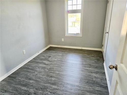 3-91 Dixon Street, Kitchener, ON - Indoor Photo Showing Other Room