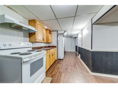 14-1548 Newlands Crescent, Burlington, ON - Indoor Photo Showing Kitchen