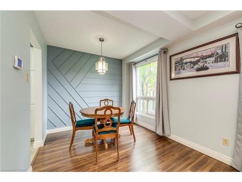 14-1548 Newlands Crescent, Burlington, ON - Indoor Photo Showing Dining Room