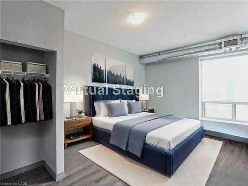 1105-8 Hickory Street W, Waterloo, ON - Indoor Photo Showing Bedroom
