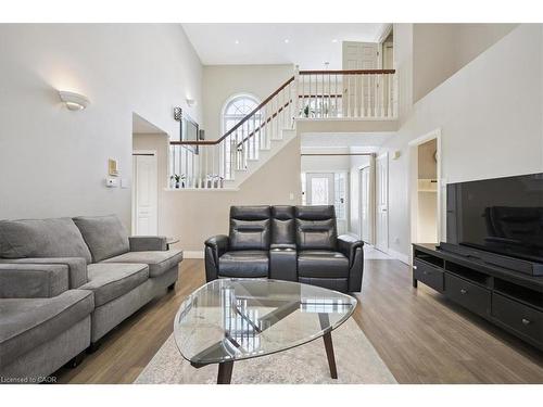 629 Burning Bush Road, Waterloo, ON - Indoor Photo Showing Living Room
