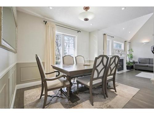 629 Burning Bush Road, Waterloo, ON - Indoor Photo Showing Dining Room