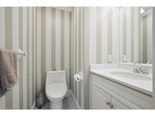 629 Burning Bush Road, Waterloo, ON - Indoor Photo Showing Bathroom