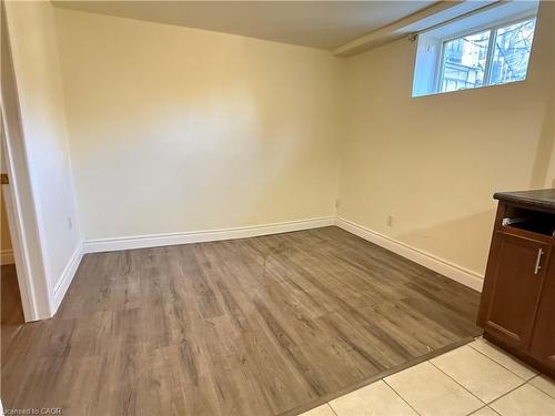 B-61 Eby Street, Kitchener, ON - Indoor Photo Showing Other Room