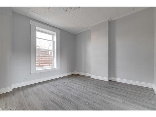 B-61 Eby Street, Kitchener, ON - Indoor Photo Showing Other Room