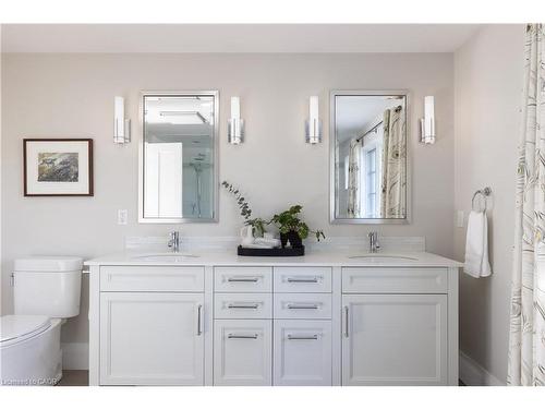 247 Douglas Avenue, Oakville, ON - Indoor Photo Showing Bathroom