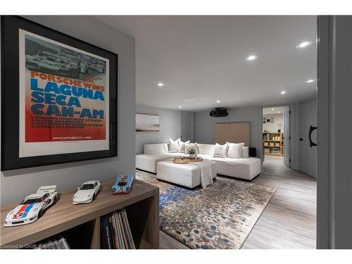 247 Douglas Avenue, Oakville, ON - Indoor