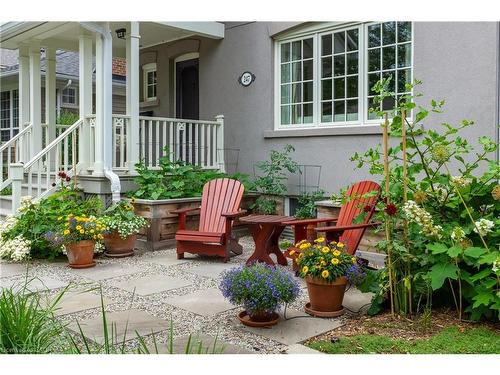 247 Douglas Avenue, Oakville, ON - Outdoor