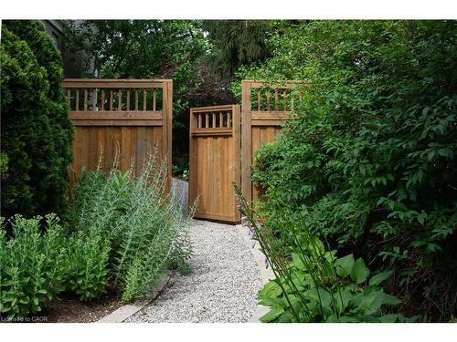 247 Douglas Avenue, Oakville, ON - Outdoor