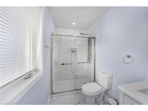 87 Fletcher Circle, Cambridge, ON - Indoor Photo Showing Bathroom