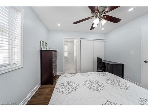 87 Fletcher Circle, Cambridge, ON - Indoor Photo Showing Bedroom