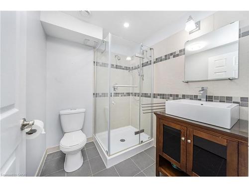 87 Fletcher Circle, Cambridge, ON - Indoor Photo Showing Bathroom