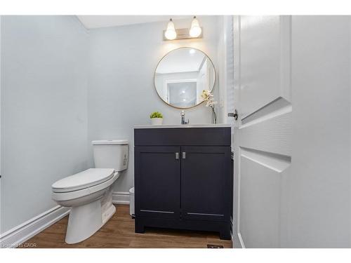 87 Fletcher Circle, Cambridge, ON - Indoor Photo Showing Bathroom