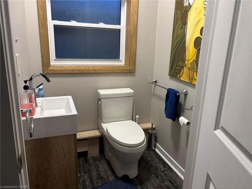 2916 Shannonville Road, Tyendinaga, ON - Indoor Photo Showing Bathroom