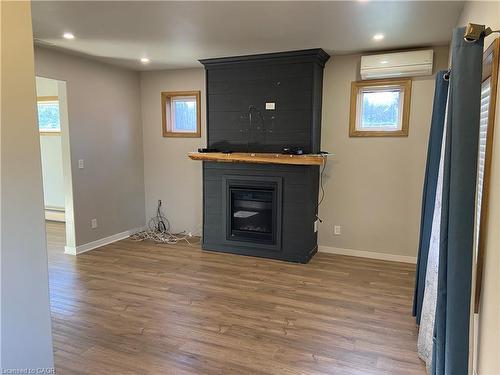 2916 Shannonville Road, Tyendinaga, ON - Indoor Photo Showing Living Room With Fireplace