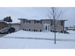 131 Thunderbird Drive  Cambridge, ON N1R 6H2