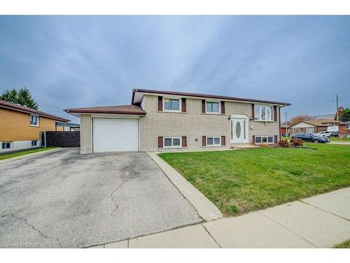 131 Thunderbird Drive, Cambridge, ON - Outdoor With Facade