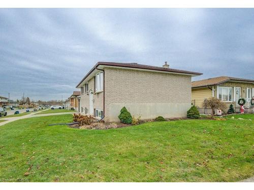 131 Thunderbird Drive, Cambridge, ON - Outdoor