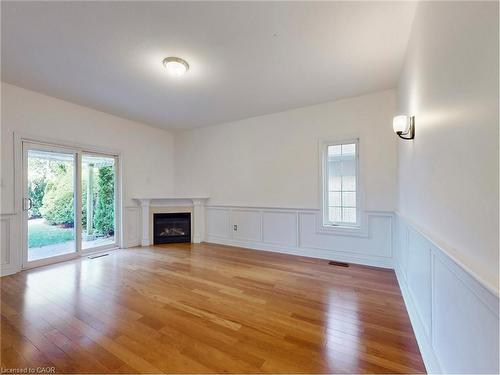 301 Mohawk Road, Oakville, ON - Indoor With Fireplace