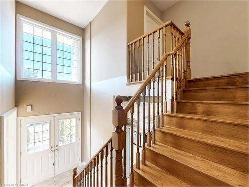 301 Mohawk Road, Oakville, ON - Indoor Photo Showing Other Room