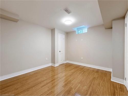 301 Mohawk Road, Oakville, ON - Indoor Photo Showing Other Room