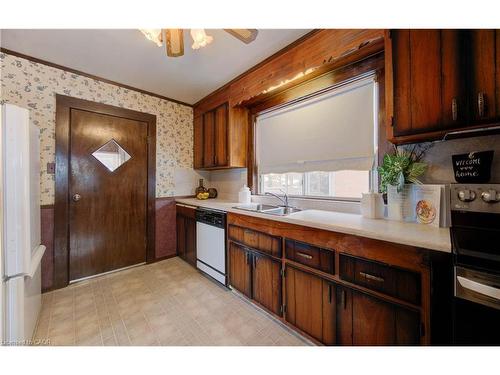 160 Glasgow Street, Kitchener, ON - Indoor Photo Showing Kitchen With Double Sink