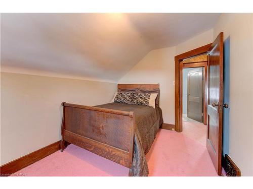 160 Glasgow Street, Kitchener, ON - Indoor Photo Showing Bedroom