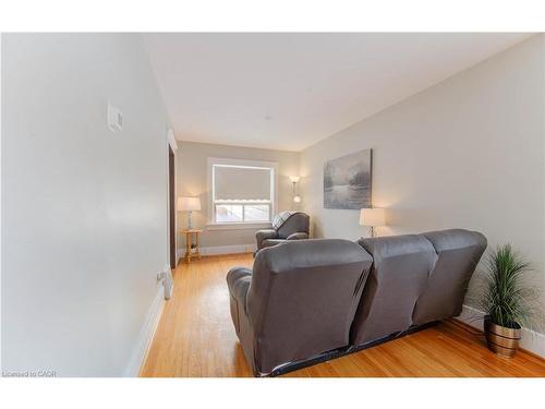 160 Glasgow Street, Kitchener, ON - Indoor