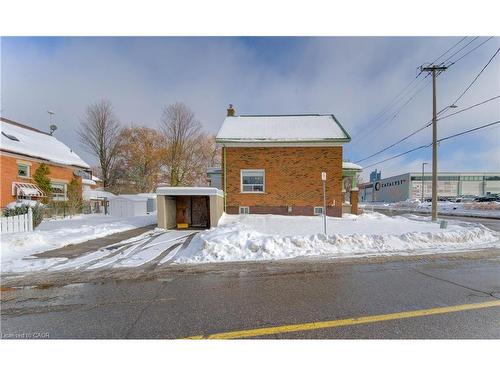 160 Glasgow Street, Kitchener, ON - Outdoor