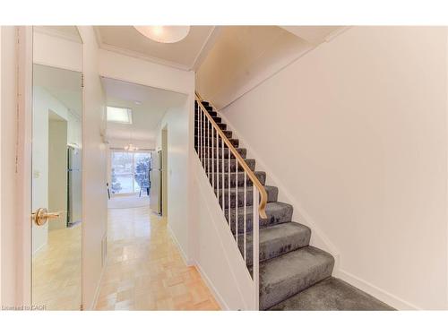 52-121 University Avenue E, Waterloo, ON - Indoor Photo Showing Other Room