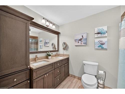 2-4198 Longmoor Drive, Burlington, ON - Indoor Photo Showing Bathroom