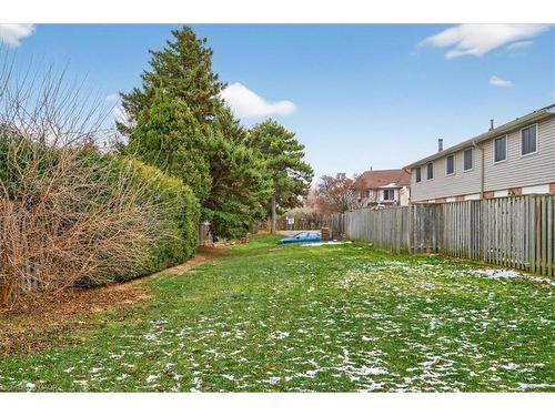 2-4198 Longmoor Drive, Burlington, ON - Outdoor