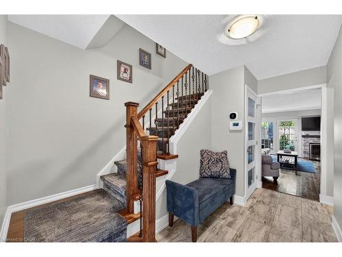 2-4198 Longmoor Drive, Burlington, ON - Indoor Photo Showing Other Room