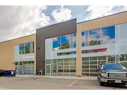 16-1158 King Road  Burlington, ON L7T 0C5