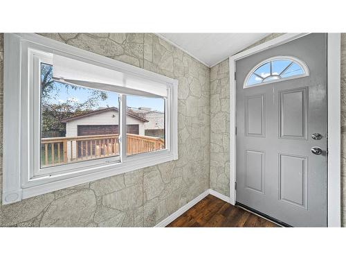 661 Brighton Avenue, Hamilton, ON - Indoor Photo Showing Other Room