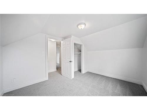 661 Brighton Avenue, Hamilton, ON - Indoor Photo Showing Other Room