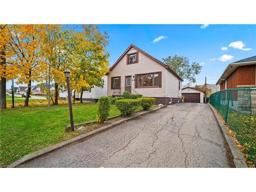 661 Brighton Avenue, Hamilton, ON - Outdoor