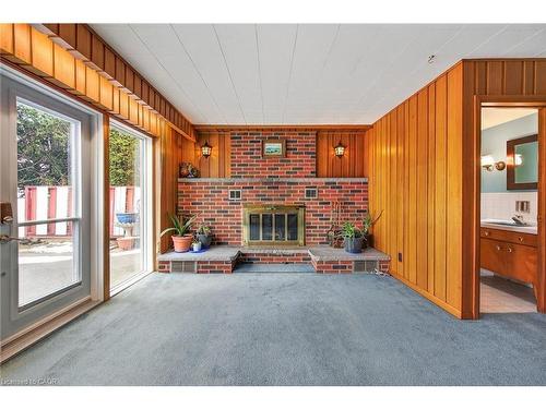 16 Southill Drive, Hamilton, ON - Indoor With Fireplace