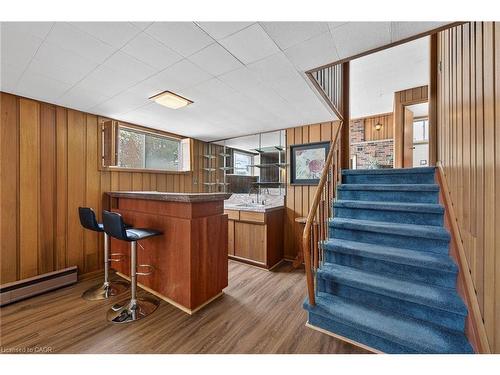 16 Southill Drive, Hamilton, ON - Indoor Photo Showing Other Room