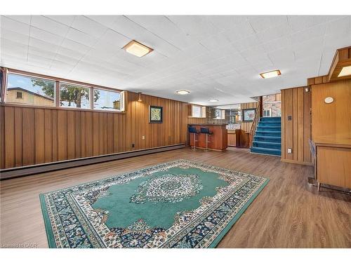 16 Southill Drive, Hamilton, ON - Indoor Photo Showing Other Room